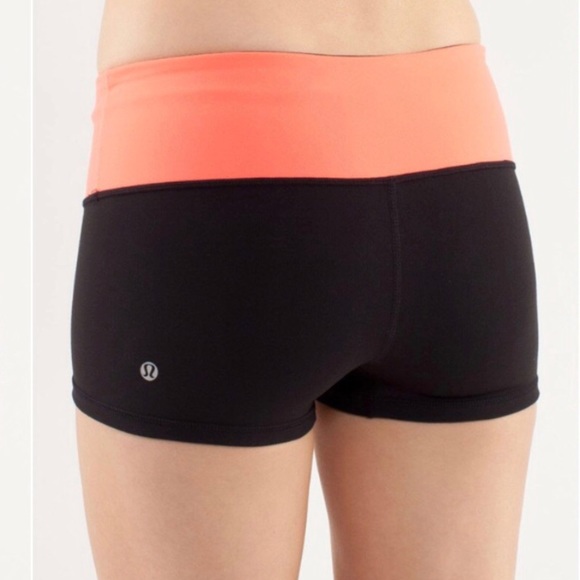 lululemon athletica Pants - Reversible LuLu Lemon Boogie Shorts